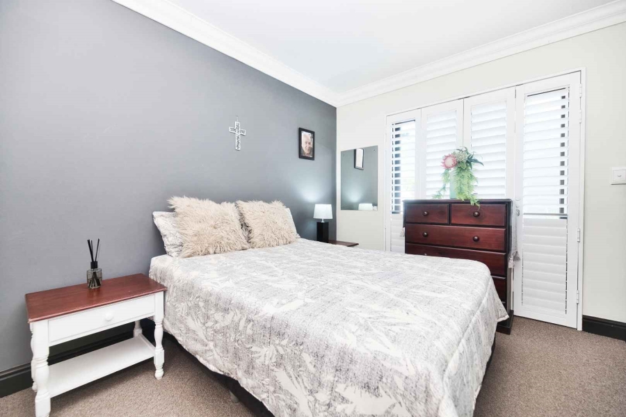 4 Bedroom Property for Sale in Hermanus Heights Western Cape